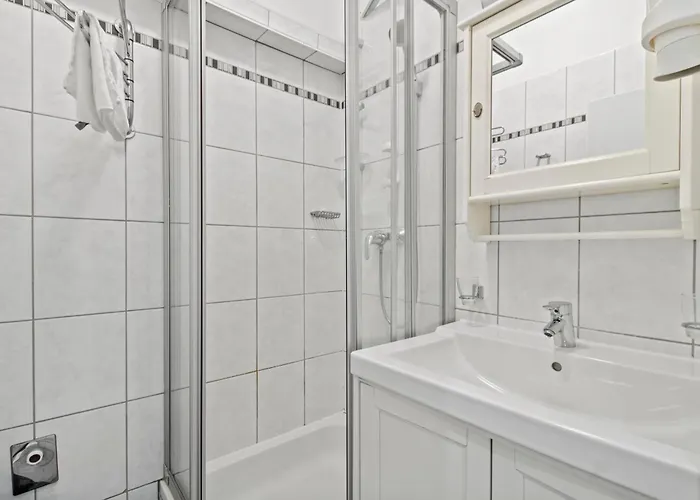 Stylish 2br Sleeps 6 - 5 Min To U2 Taborstrasse - Augarten And Danube Canal Διαμέρισμα Βιέννη